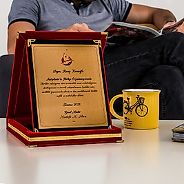 KIRMIZI KADİFE KAPLI 14x16,5cm büyük boy PLAKET