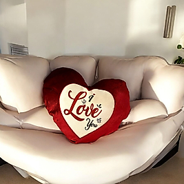 I LOVE YAZILI KİŞİYE ÖZEL BASKILI KADİFE KUMAŞ KALP YASTIK